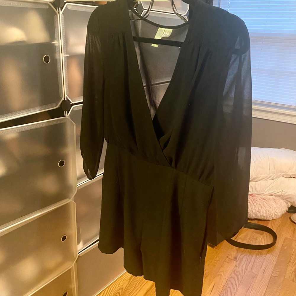Romper - Picture 3 of 4